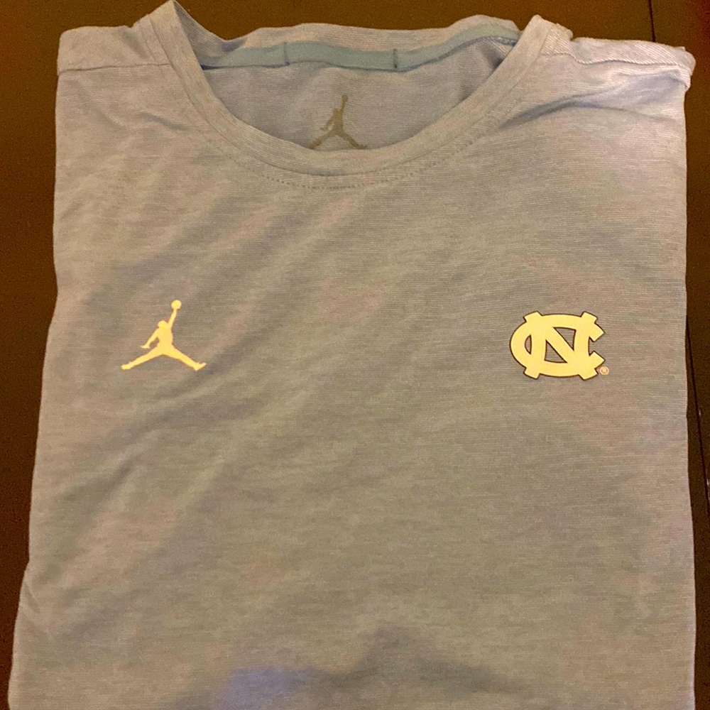 Jordan UNC Performance Shirt | Carolina Blue